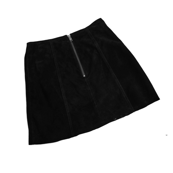 Hand Painted, suede SuperDry mini skirt - Picture 3 of 7